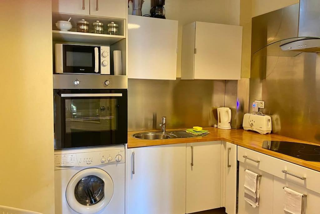 Madrid City Modern Apartment In Villa, Free Wifi 아로요몰리노스 외부 사진