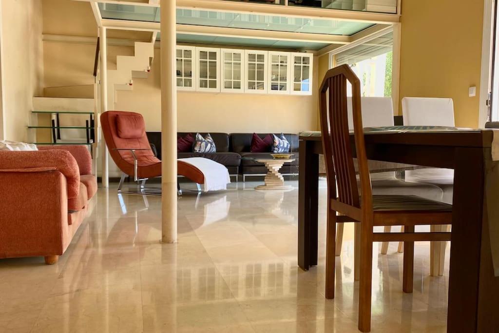 Madrid City Modern Apartment In Villa, Free Wifi 아로요몰리노스 외부 사진
