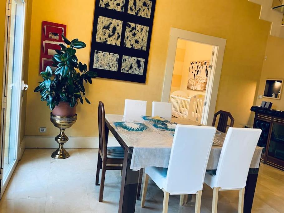 Madrid City Modern Apartment In Villa, Free Wifi 아로요몰리노스 외부 사진